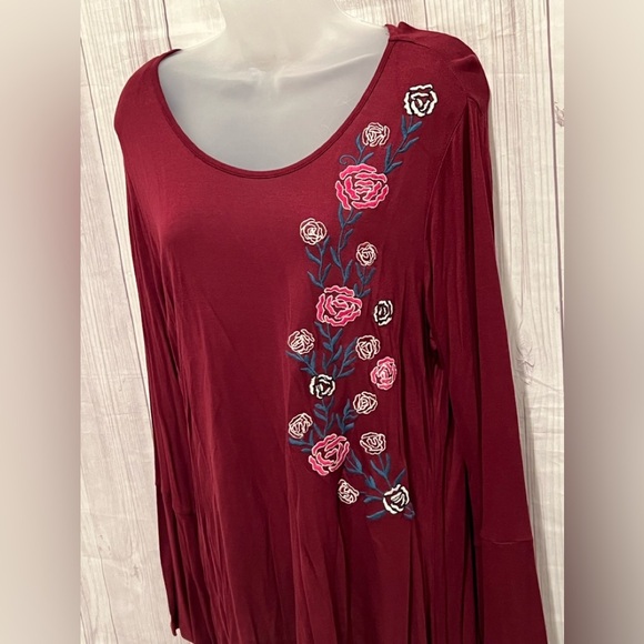 NY COLLECTION beautiful long bell sleeve embroidered blouse size XL - Picture 3 of 12